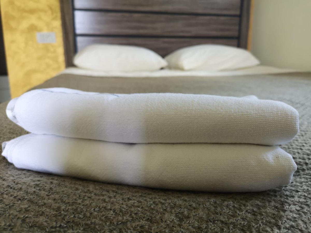Milan Rooms 康斯坦察 外观 照片