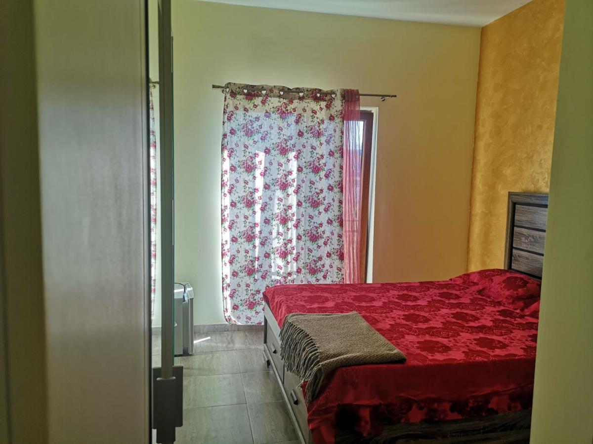Milan Rooms 康斯坦察 外观 照片