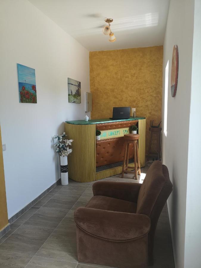 Milan Rooms 康斯坦察 外观 照片